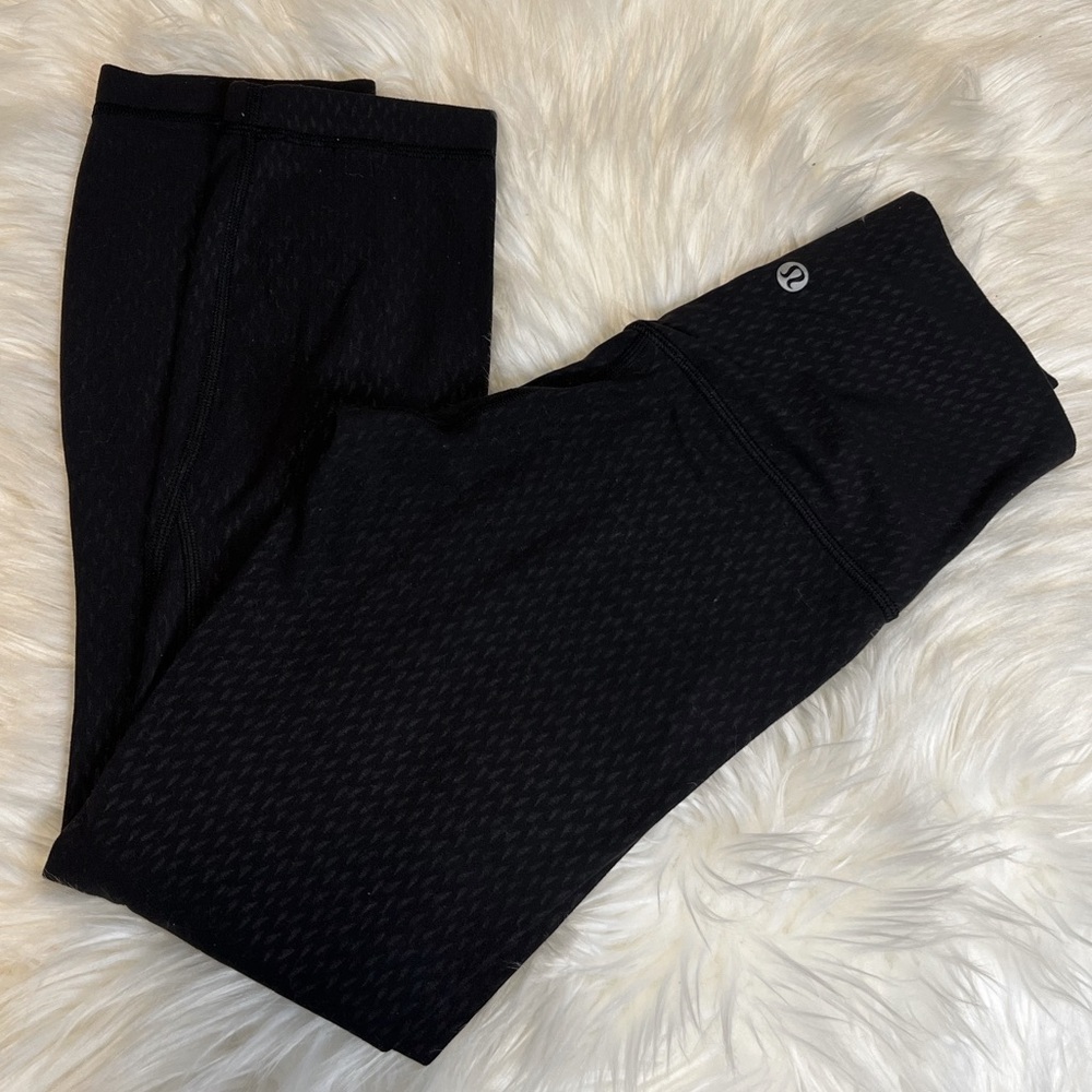 Lululemon Printed Black Leggings - Picture 2 of 3
